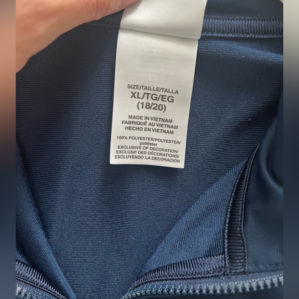 Adidas
Boys  XL 18/20 Tricot Jacket - Picture 10 of 10